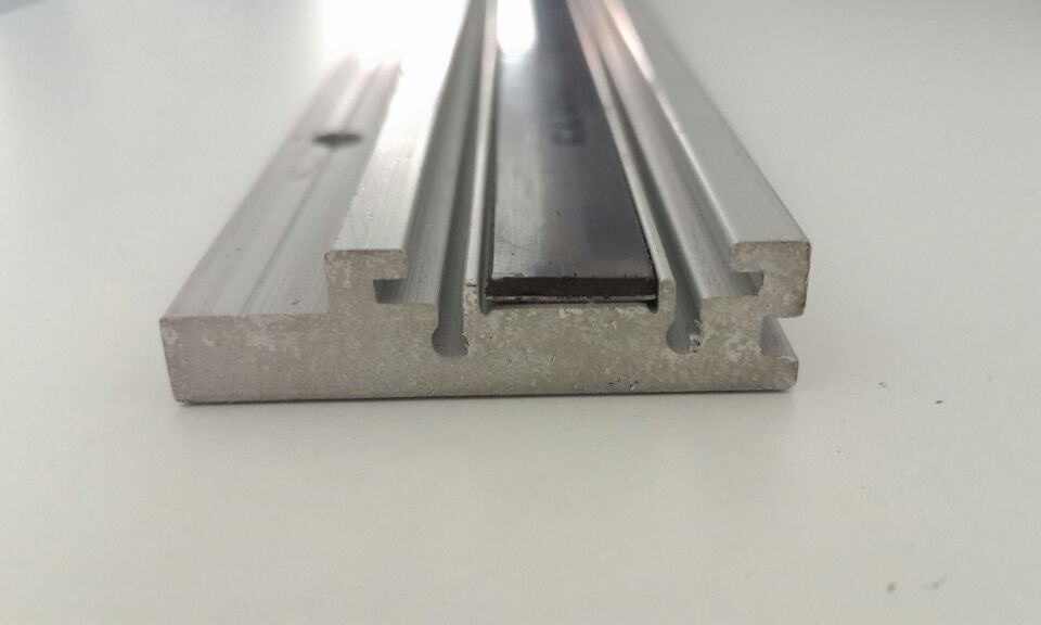 ��դ��ר�����Ͻ�װ����